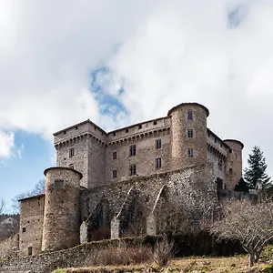 Hébergement de vacances Château Des Marcilly Talaru, Chalmazel-Jeansagniere